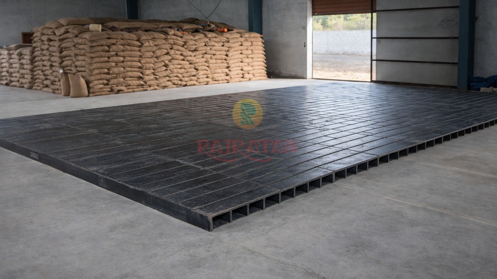 Dunnage Pallets Cover